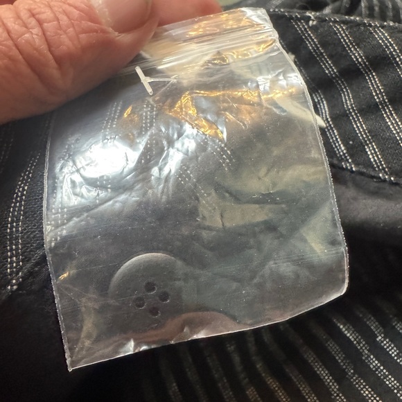 Sundance Linen Blend Pinstripe Tailored Trousers – Size 8 NWOT - Picture 10 of 10